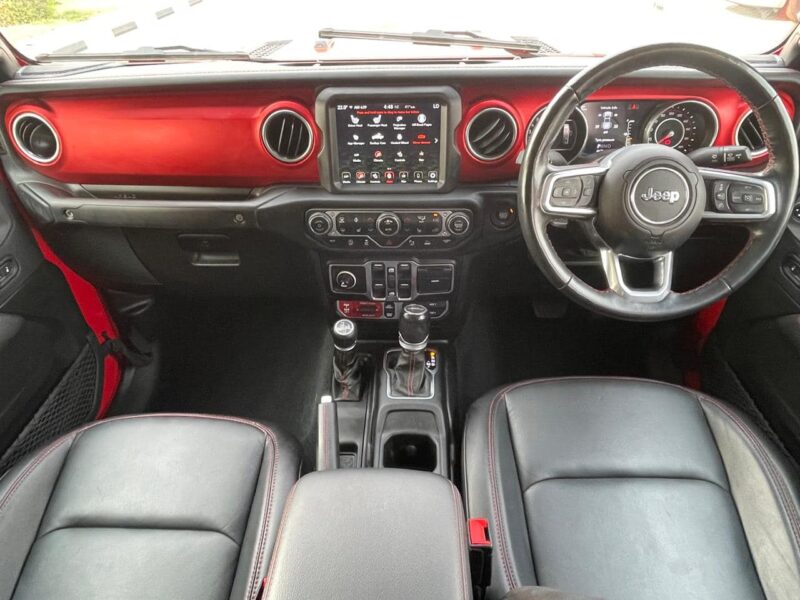 2020 Jeep Gladiator Rubicon Dual Cab 3.6L Petrol V6 Engine Red Black Pickup Truck