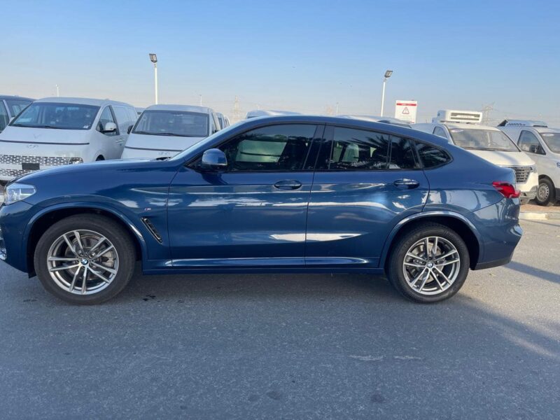 2020 BMW X4 xDrive20i M Sport 2.0L Inline 4-cylinder Petrol Turbo Blue Black SUV