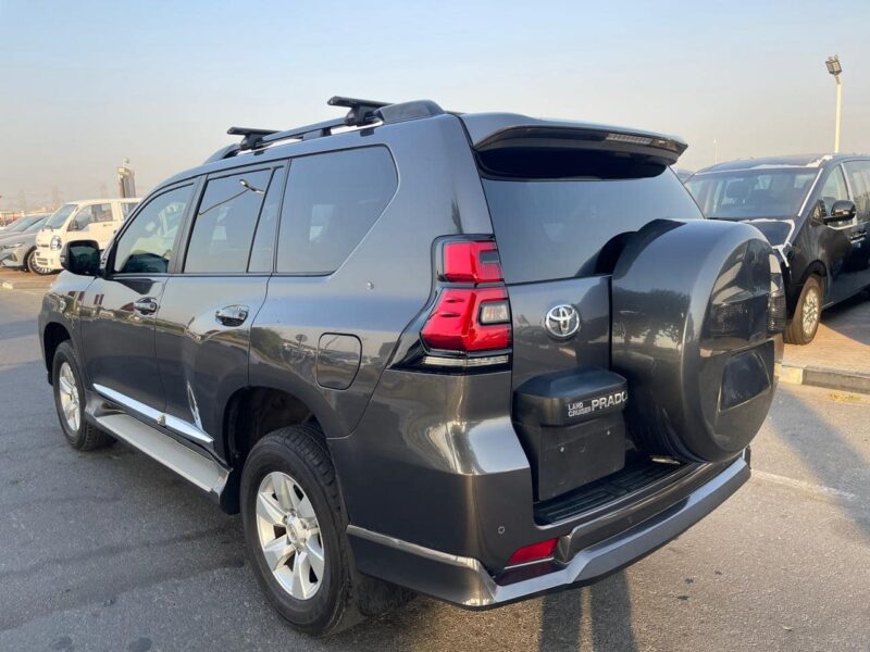 2018 Toyota Land Cruiser Prado 2.8-liter 4-cylinder Turbo Diesel Grey Black SUV