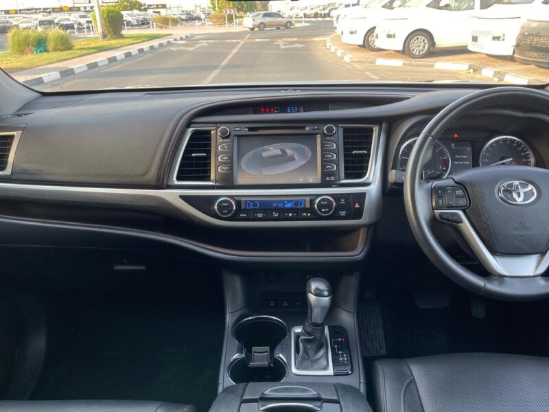 2019 Toyota Kluger Grande 3.5 Litres 6 Cylinders Petrol Engine Grey Black SUV AWD