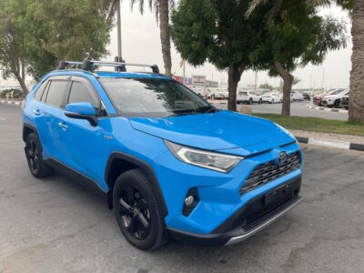2022 Toyota RAV 4 Cruiser Hybrid 2.5 Litres 4 Cylinders Engine Blue Black SUV AWD