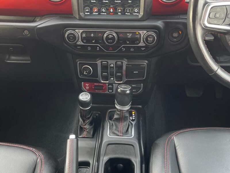 2020 Jeep Gladiator Rubicon Dual Cab 3.6L Petrol V6 Engine Red Black Pickup Truck