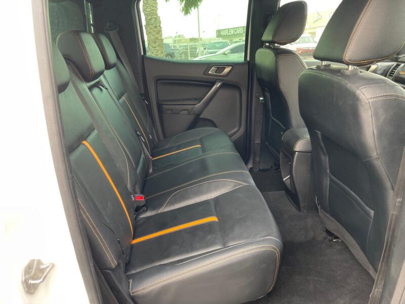 2022 Ford Ranger Wildtrak 2.0L Diesel Bi-Turbo Inline 4-Cylinder Engine White Black Pickup