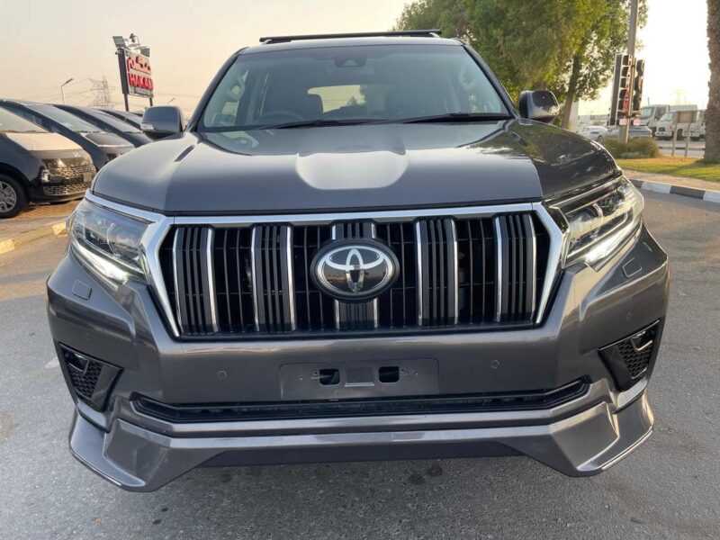 2018 Toyota Land Cruiser Prado 2.8-liter 4-cylinder Turbo Diesel Grey Black SUV