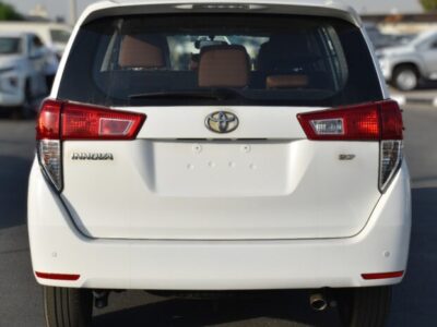 2023 Toyota Innova 2.4 Litres 4 Cylinders Diesel Engine White Brown MPV RWD