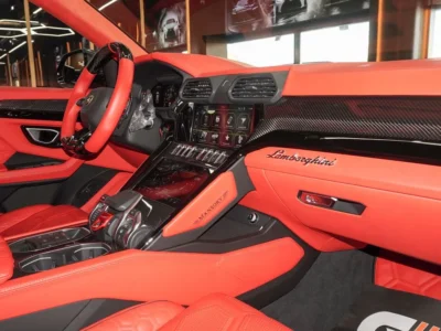 2022 Lamborghini Urus 4.0-liter twin-turbo V8 Petrol Engine Black Red SUV European Specs