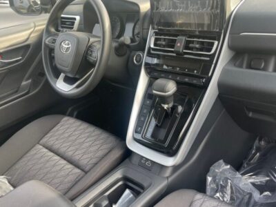 2023 Toyota Innova 2.4 Litres 4 Cylinders Diesel Engine Silver Brown MPV RWD