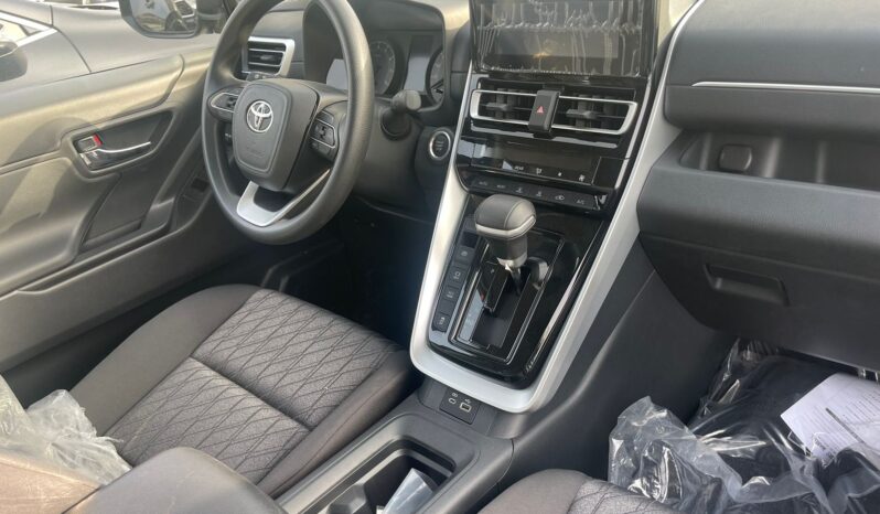 2023 Toyota Innova 2.4 Litres 4 Cylinders Diesel Engine Silver Brown MPV RWD