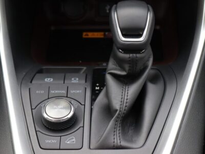 2023 Toyota RAV 4 2.5 Litres 4 Cylinders Petrol Engine White Black SUV AWD