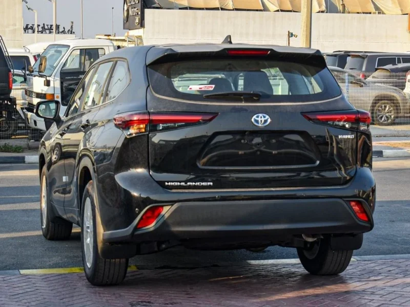 2024 Toyota Highlander 2.5 Litres 4 Cylinder Hybrid Engine Black Grey SUV Automatic