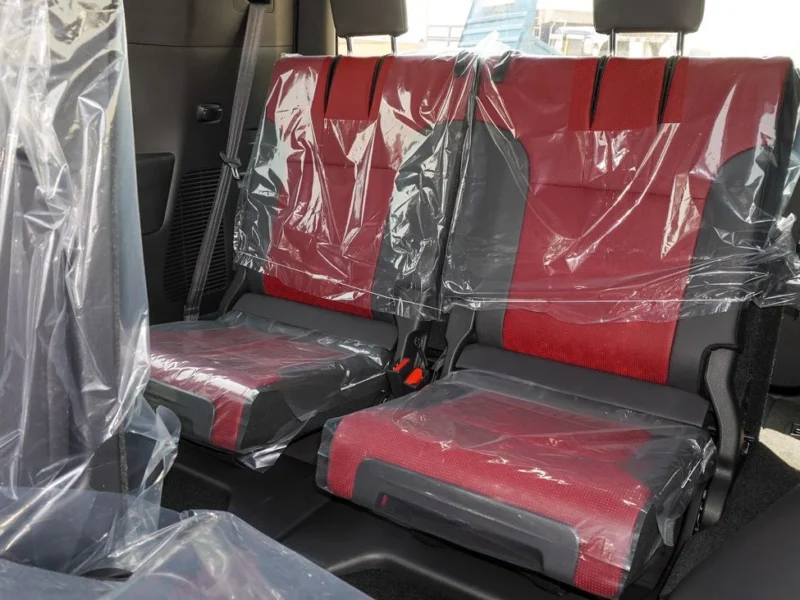 2025 Toyota Land Cruiser VXR 3.5L 6 Cylinder TWIN TURBO Black Red SUV GCC Specs