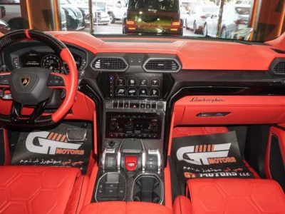 2022 Lamborghini Urus 4.0-liter twin-turbo V8 Petrol Engine Black Red SUV European Specs