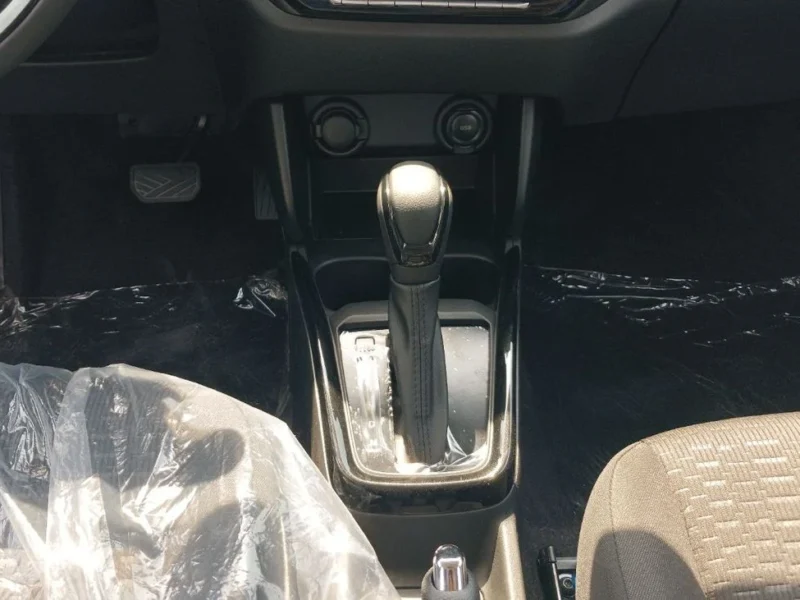 2026 Suzuki Swift 1.2 Litres Petrol 3 Cylinder Petrol Engine Silver Black Hatchback