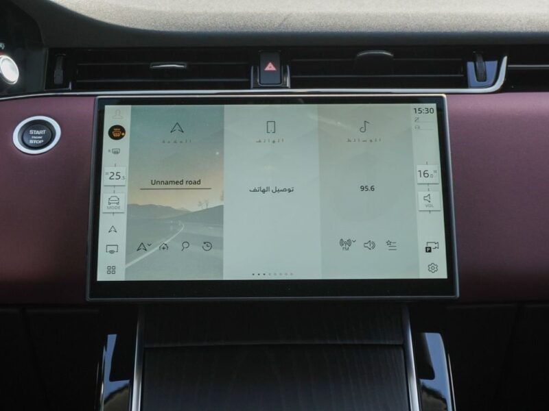 2024 Land Rover Range Rover Evoque P250 DYNAMIC SE 4 Cylinders Green Maroon SUV