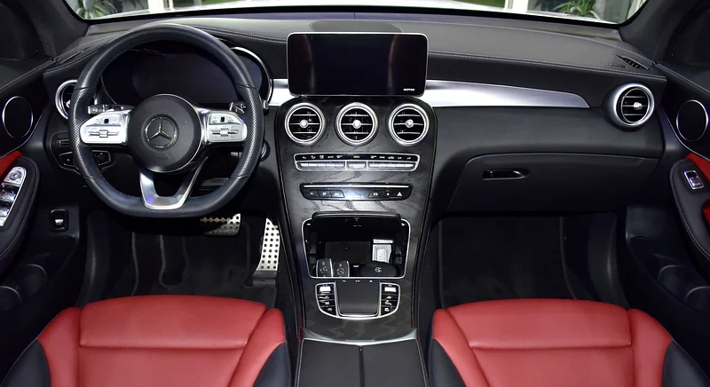 2021 Mercedes-Benz GLC GLC 200 4 Cylinder Petrol Engine White Red Crossover GCC