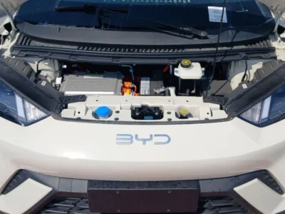 2025 BYD Seagull Flying Edition Hatchback Electric Vehicle White Blue 405Km Range