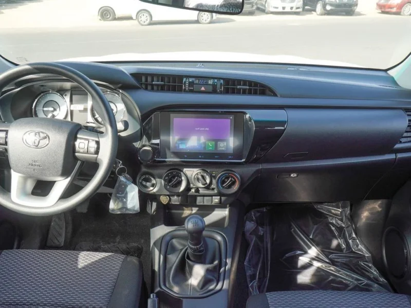 2025 Toyota Hilux 2.4-liter 4-cylinder Turbo Diesel Silver Black Pickup Truck 4WD M/T