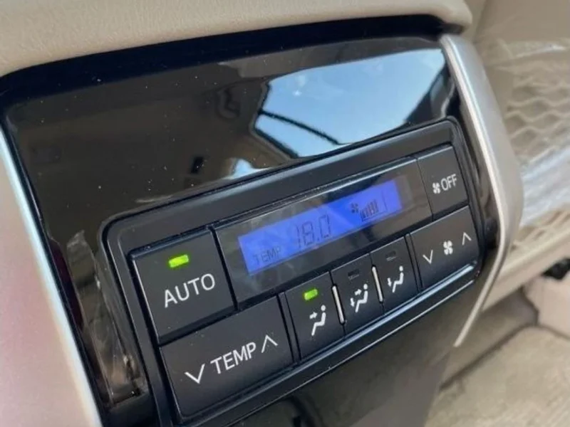 2022 Toyota Prado VXR 2.7 Litres 4 Cylinders Petrol Engine Black Beige SUV GCC