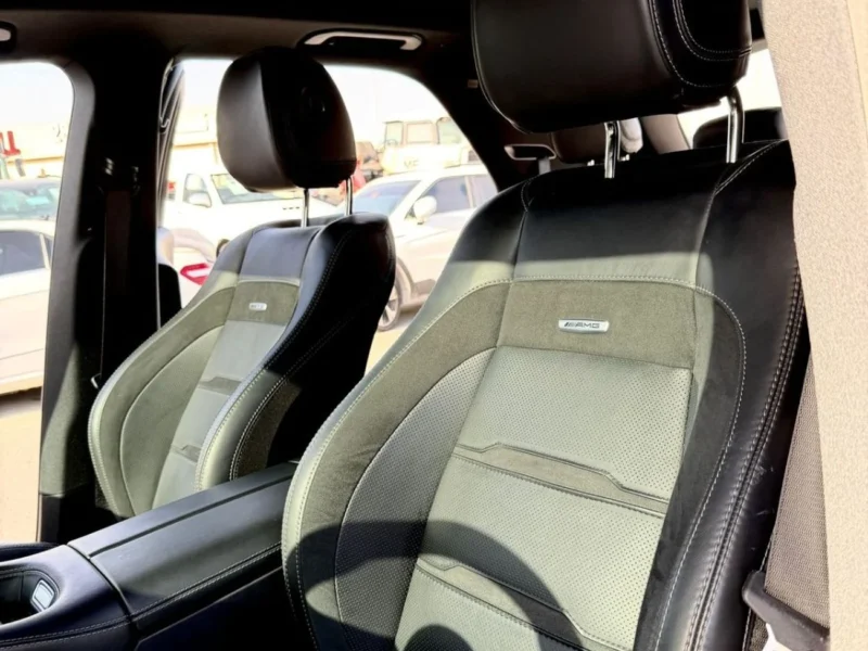 2024 Mercedes-Benz GLE 53 Std 3.0 Litres 6 Cylinders Petrol Engine Green Black SUV