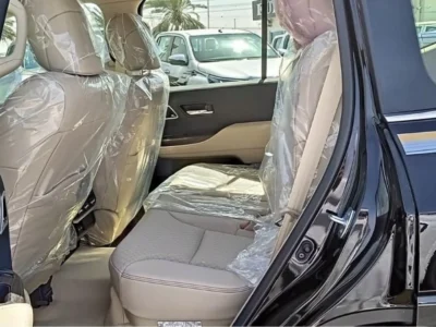 2022 Toyota Land Cruiser VXR 4.0 Litres 6 Cylinders Petrol Engine Black Beige SUV GCC