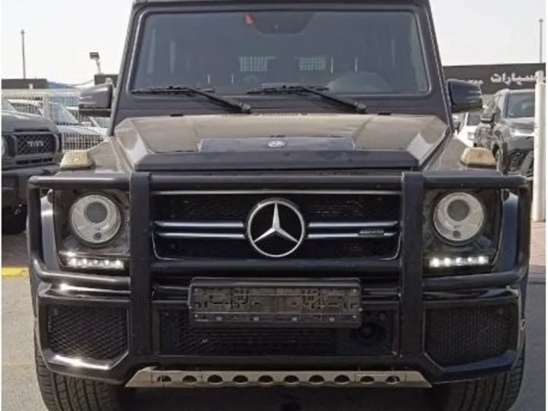2015 Mercedes-Benz G 63 AMG 5.5-liter V8 Biturbo Engine Black Tan SUV GCC Specs