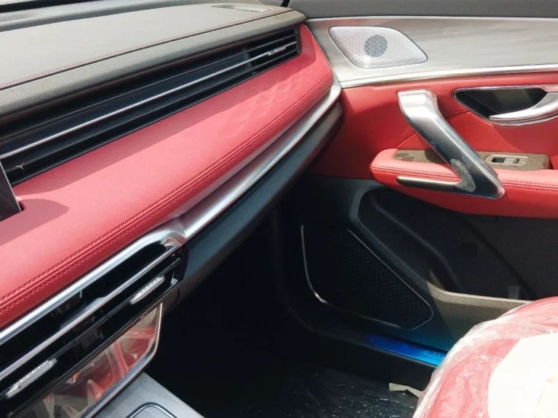 2024 Jetour X70 Plus Comfort 1.6L Turbocharged 4-cylinder Engine White Red SUV GCC