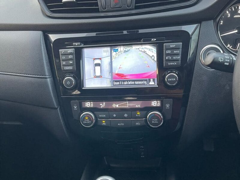 2020 Nissan X-Trail ST-L Auto 2.0-liter 4 Cylinder Petrol Engine Red Black SUV