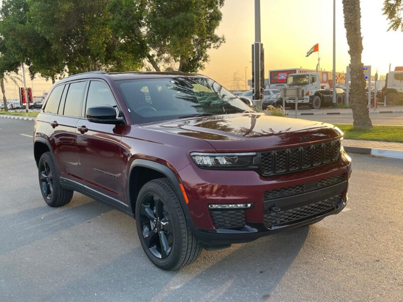 2023 Jeep Grand Cherokee Limited 4x4 3.6L Pentastar V6 Petrol Red Black SUV