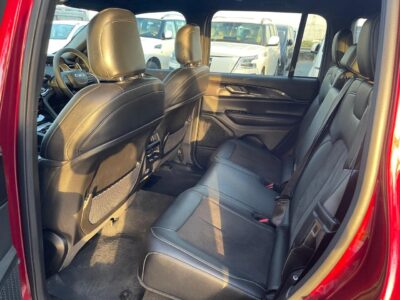 2023 Jeep Grand Cherokee Limited 4x4 3.6L Pentastar V6 Petrol Red Black SUV