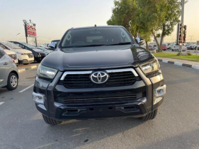 2017 Toyota Hilux SR5 Dual Cab 2.8L 4 Cylinders Diesel Engine Grey Black Pickup Truck