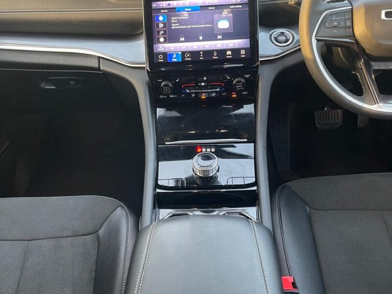 2023 Jeep Grand Cherokee Limited 4x4 3.6L Pentastar V6 Petrol Red Black SUV