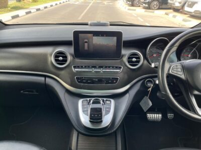 2018 Mercedes-Benz V250d 2.1 L 4 Cylinders Diesel Avantgarde Black Luxury Van