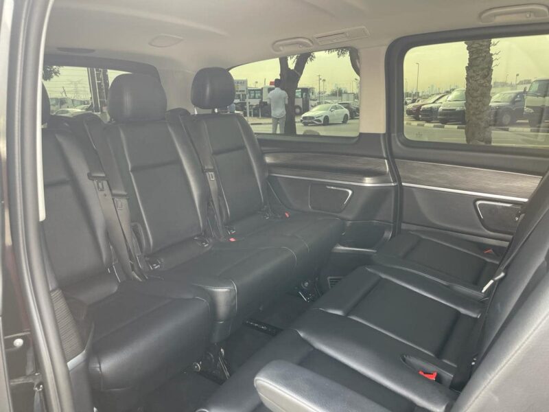 2019 Mercedes-Benz V250d 2.1 L 4 Cylinders Diesel Avantgarde Black Luxury Van