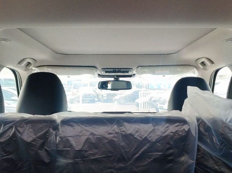 2025 Mitsubishi Outlander 2.5-liter 4-cylinder Petrol Engine Silver Black SUV GCC Specs