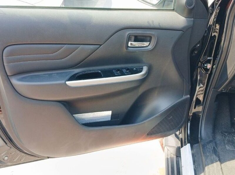 2023 Mitsubishi L200 2.4L 4 Cylinders Diesel Engine AT 4x4 Double Cab Black Pickup Truck