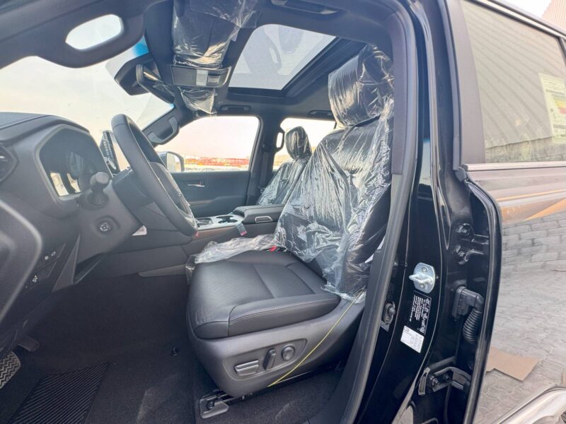 2026 Toyota Land Cruiser 300 VX 3.5L Twin-Turbo V6 Petrol Engine Black SUV GCC Specs