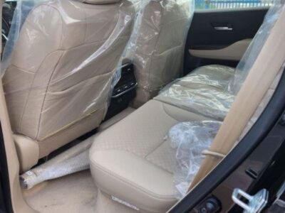 2022 Toyota Land Cruiser VX 3.5 Litres 6 Cylinders Petrol Engine Black Beige SUV GCC