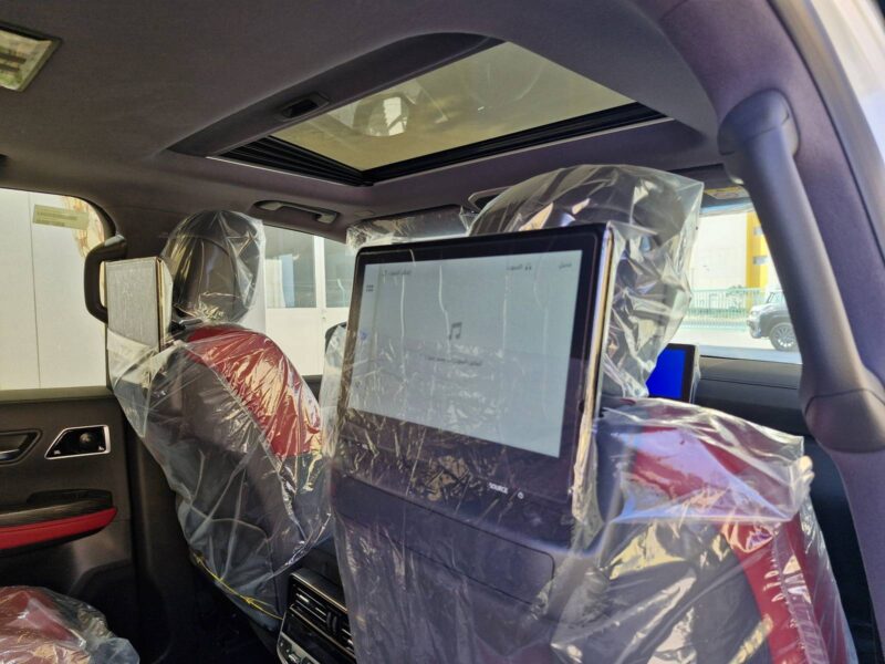 2026 Toyota Land Cruiser 300 VXR 3.3L Twin-Turbo Diesel V6 Engine White Red SUV GCC