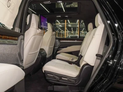 2025 Cadillac Escalade 6.2 Litres V8 Petrol Engine Black Beige SUV Automatic GCC Specs