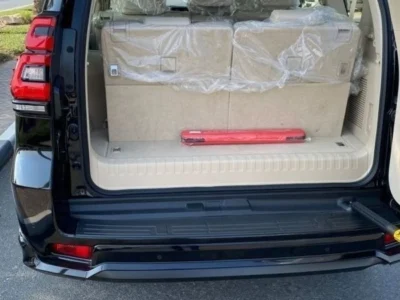 2022 Toyota Prado VXR 2.7 Litres 4 Cylinders Petrol Engine Black Beige SUV GCC