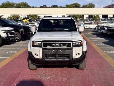 2026 Toyota Land Cruiser Prado TXL 2.4-liter Turbocharged 4-Cylinder Engine White Black SUV