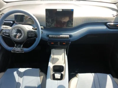 2025 BYD Seagull Flying Edition Hatchback Electric Vehicle White Blue 405Km Range