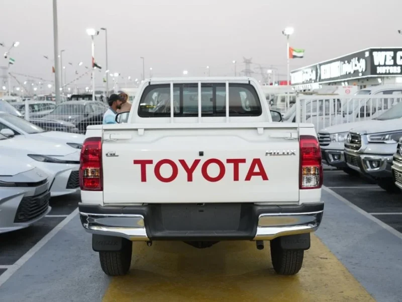 2025 Toyota Hilux GLS 2.7L Inline-4 Petrol Engine Single Cabin 4WD M/T White Red Pickup