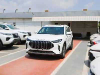 2024 Jetour X70 Plus Comfort 1.6L Turbocharged 4-cylinder Engine White Red SUV GCC