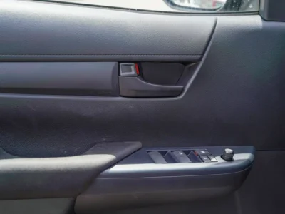 2025 Toyota Hilux 2.8-liter 4 turbocharged Diesel Engine Grey Black Pickup Truck GCC