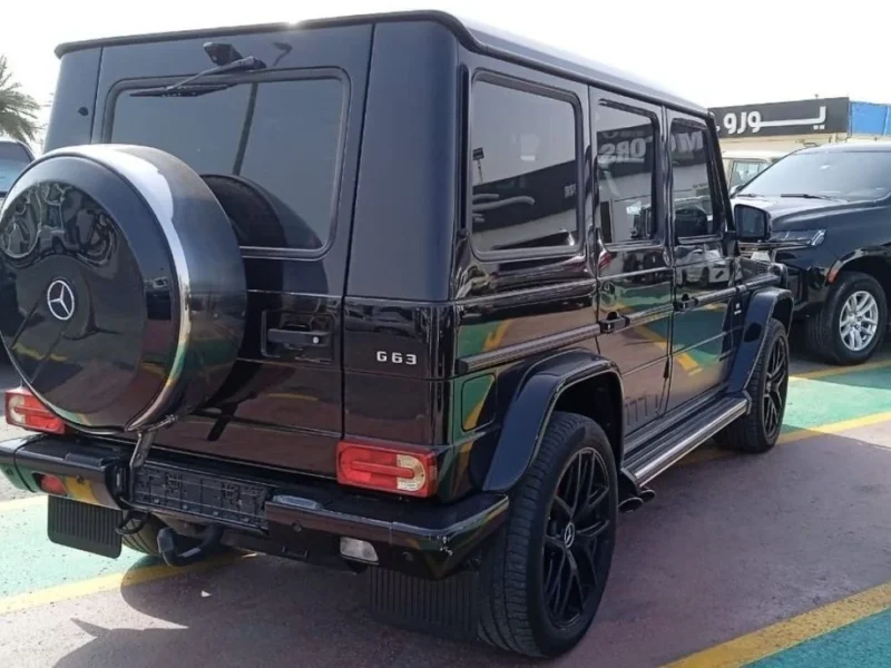 2015 Mercedes-Benz G 63 AMG 5.5-liter V8 Biturbo Engine Black Tan SUV GCC Specs