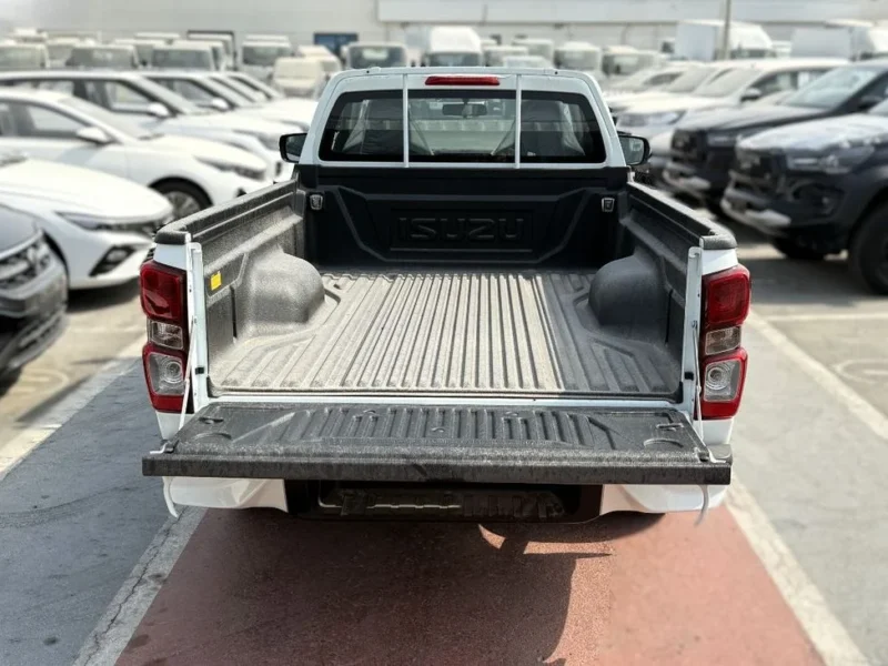 2026 Isuzu D-Max 1.9L 4 Cylinders Diesel Engine MT White Black Pickup Truck