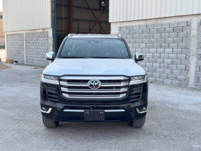 2026 Toyota Land Cruiser 300 VX 3.5L Twin-Turbo V6 Petrol Engine Black SUV GCC Specs