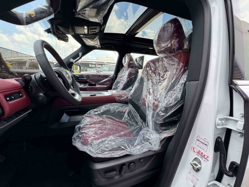 2026 Nissan Patrol LE Platinum City 3.5-liter V6 Twin-Turbocharged Petrol White Red SUV