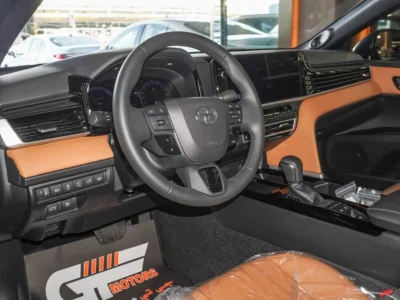 2025 Toyota Camry LIMITED 2.5L HEV 4 Cylinders Engine Black Tan Sedan GCC Specs